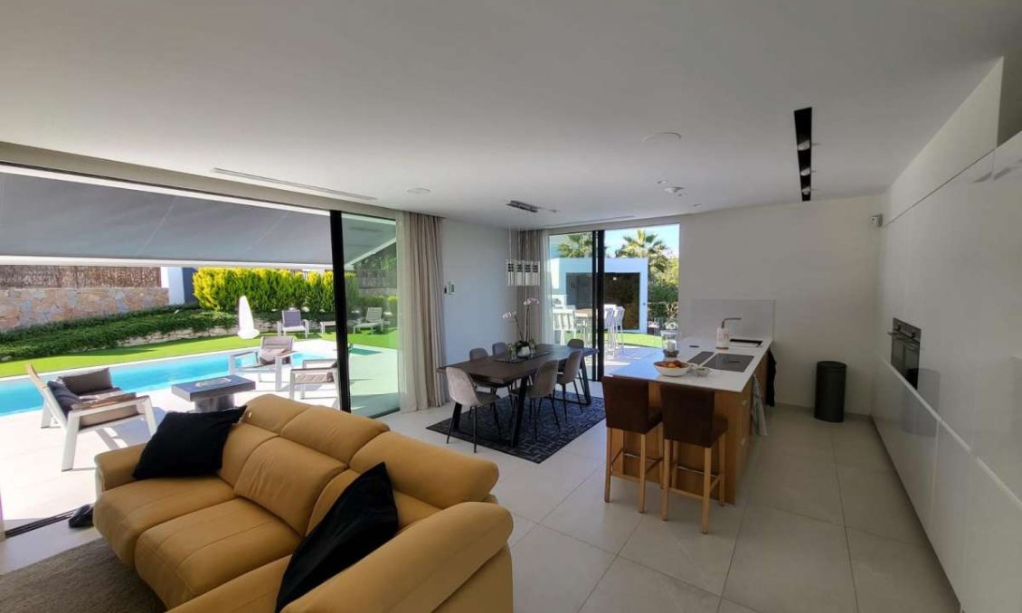 Revente - Villa -
Las Colinas Golf - Costa Blanca