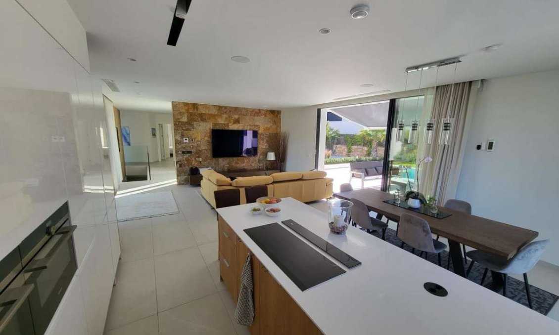 Revente - Villa -
Las Colinas Golf - Costa Blanca