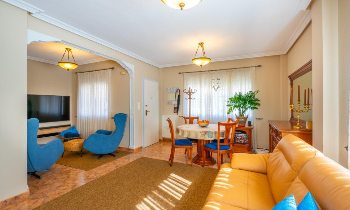 Wiederverkauf - Duplex -
Orihuela Costa - La Regia