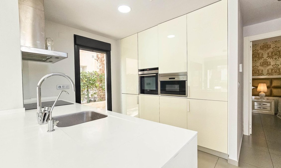 Használt Ingatlanok - Villa -
Rojales - Cuidad Quesada