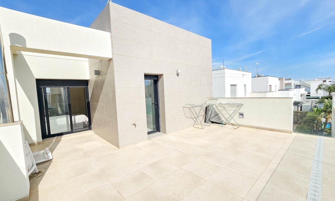 Használt Ingatlanok - Villa -
Rojales - Cuidad Quesada