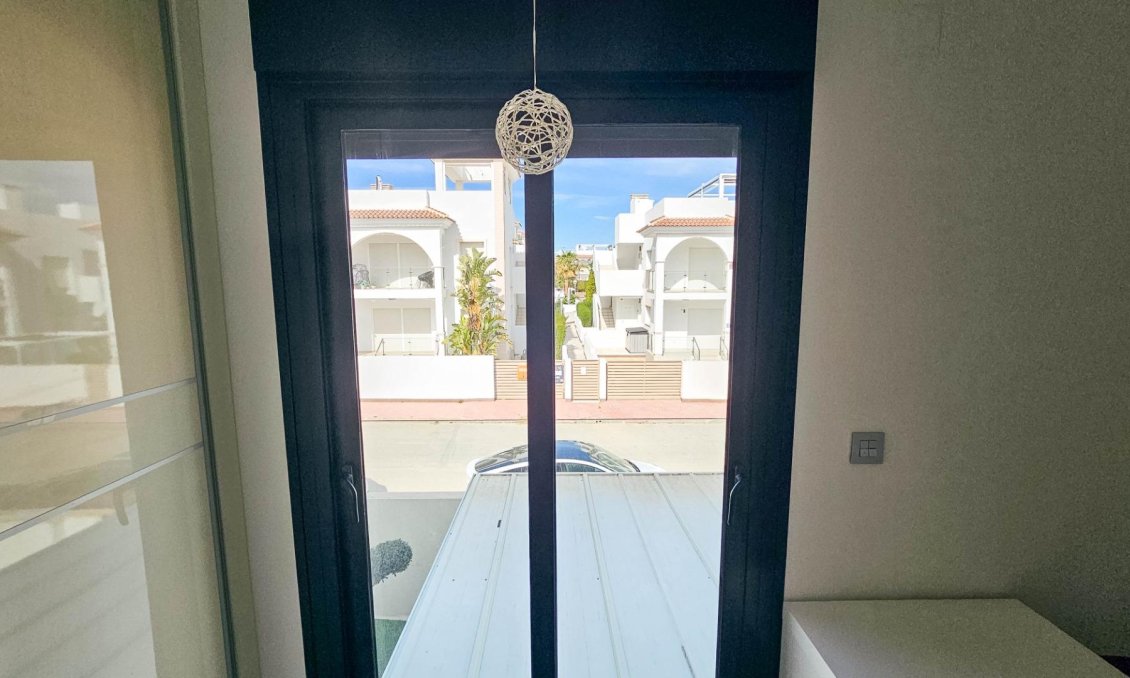 Használt Ingatlanok - Villa -
Rojales - Cuidad Quesada