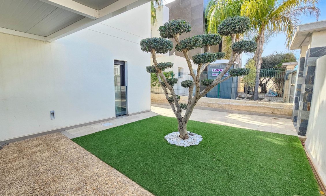 Használt Ingatlanok - Villa -
Rojales - Cuidad Quesada