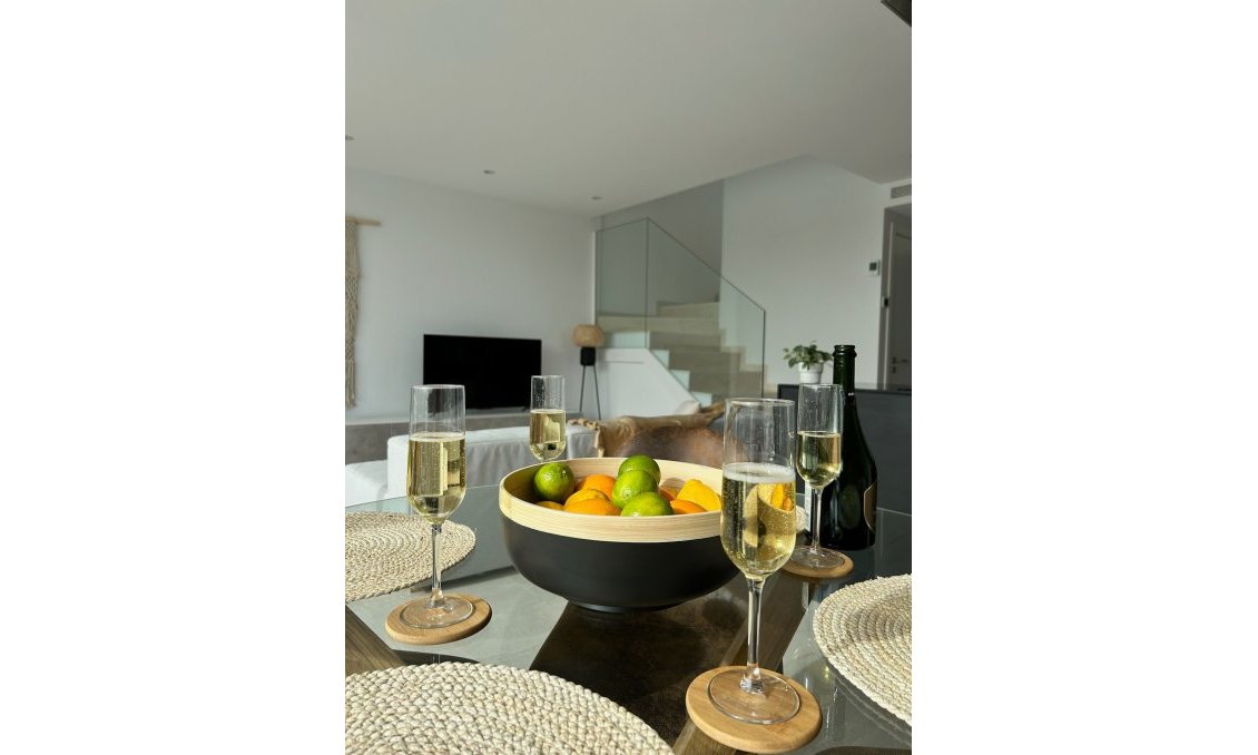 Wiederverkauf - Villa -
Santa Rosalia Resort - Inland