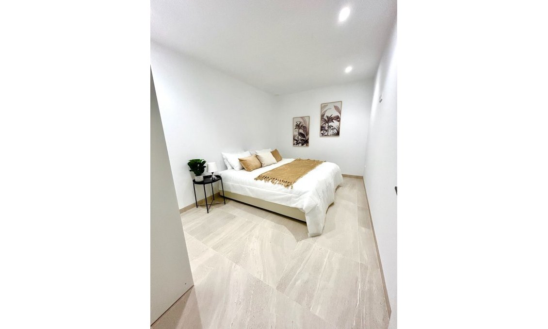 Wiederverkauf - Villa -
Santa Rosalia Resort - Inland