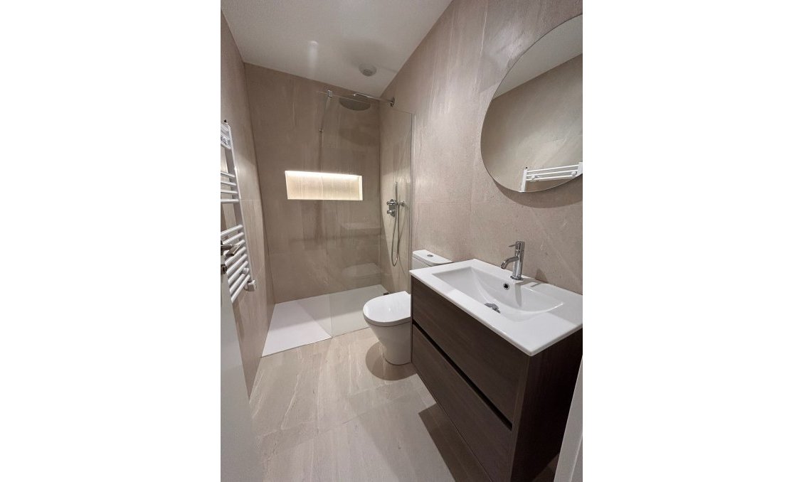 Wiederverkauf - Villa -
Santa Rosalia Resort - Inland