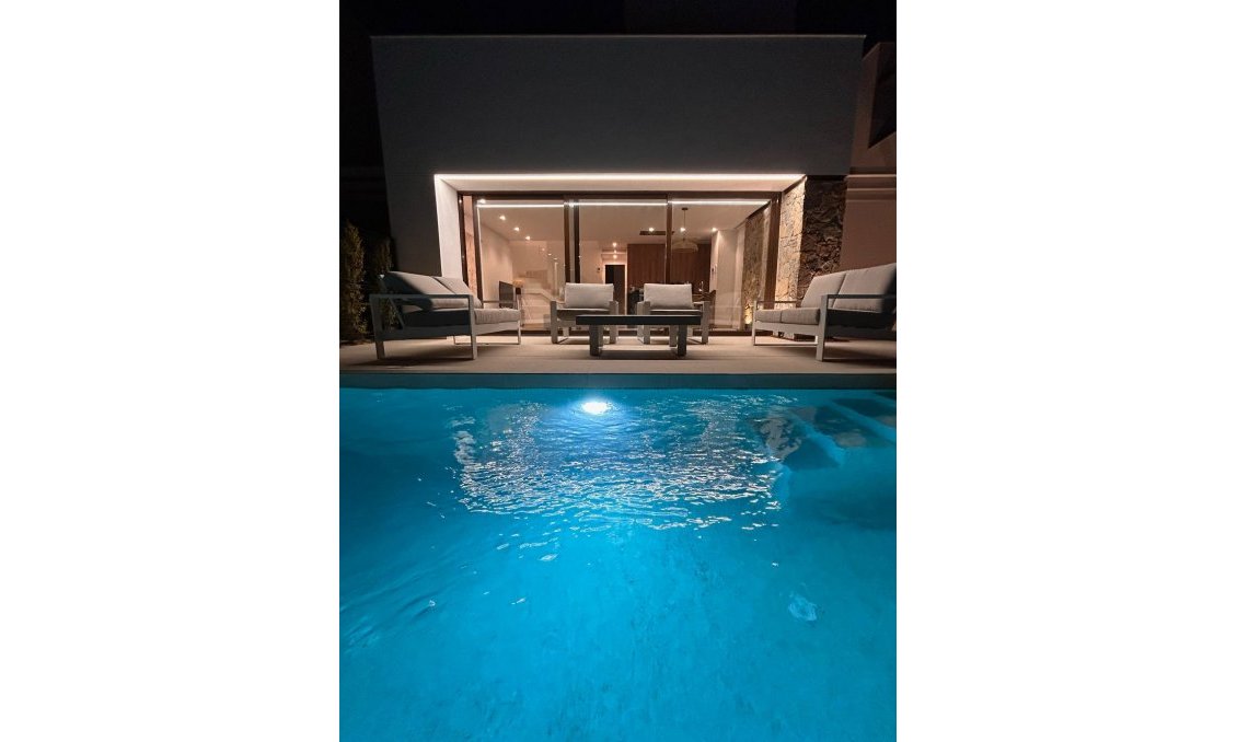 Wiederverkauf - Villa -
Santa Rosalia Resort - Inland