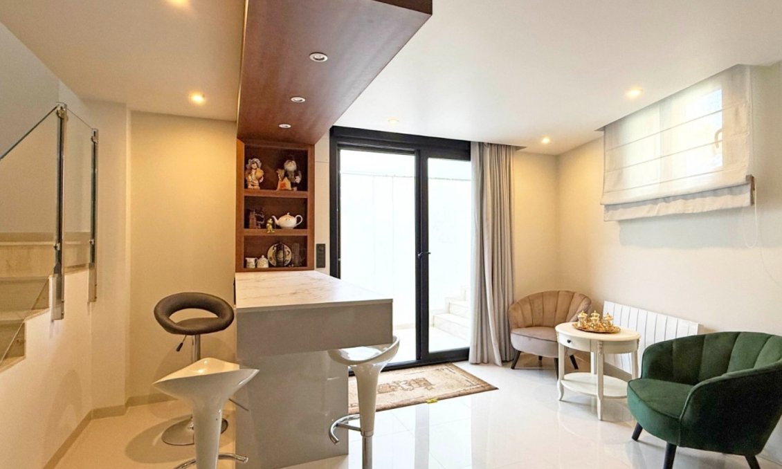 Revânzare - Vilă -
Orihuela Costa - Costa Blanca