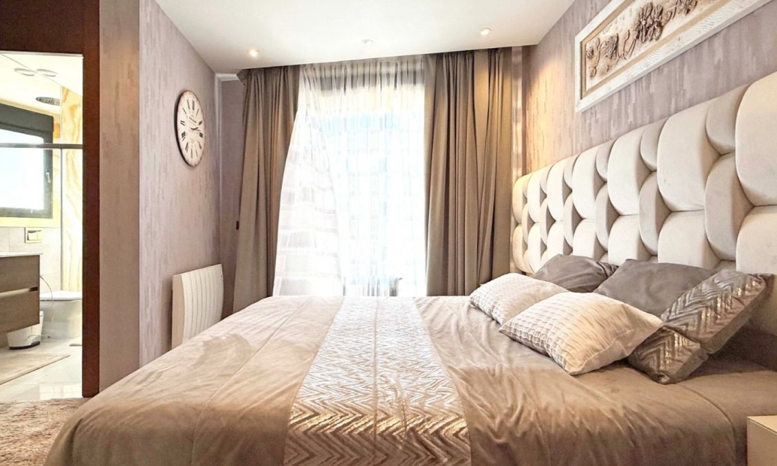 Revânzare - Vilă -
Orihuela Costa - Costa Blanca