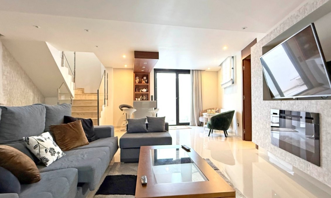 Revânzare - Vilă -
Orihuela Costa - Costa Blanca