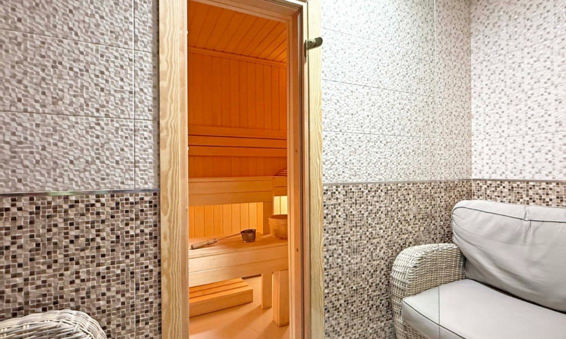 Revânzare - Vilă -
Orihuela Costa - Costa Blanca