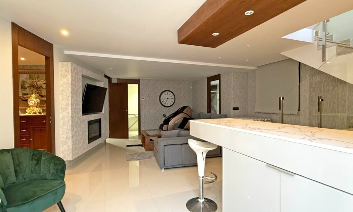 Revânzare - Vilă -
Orihuela Costa - Costa Blanca