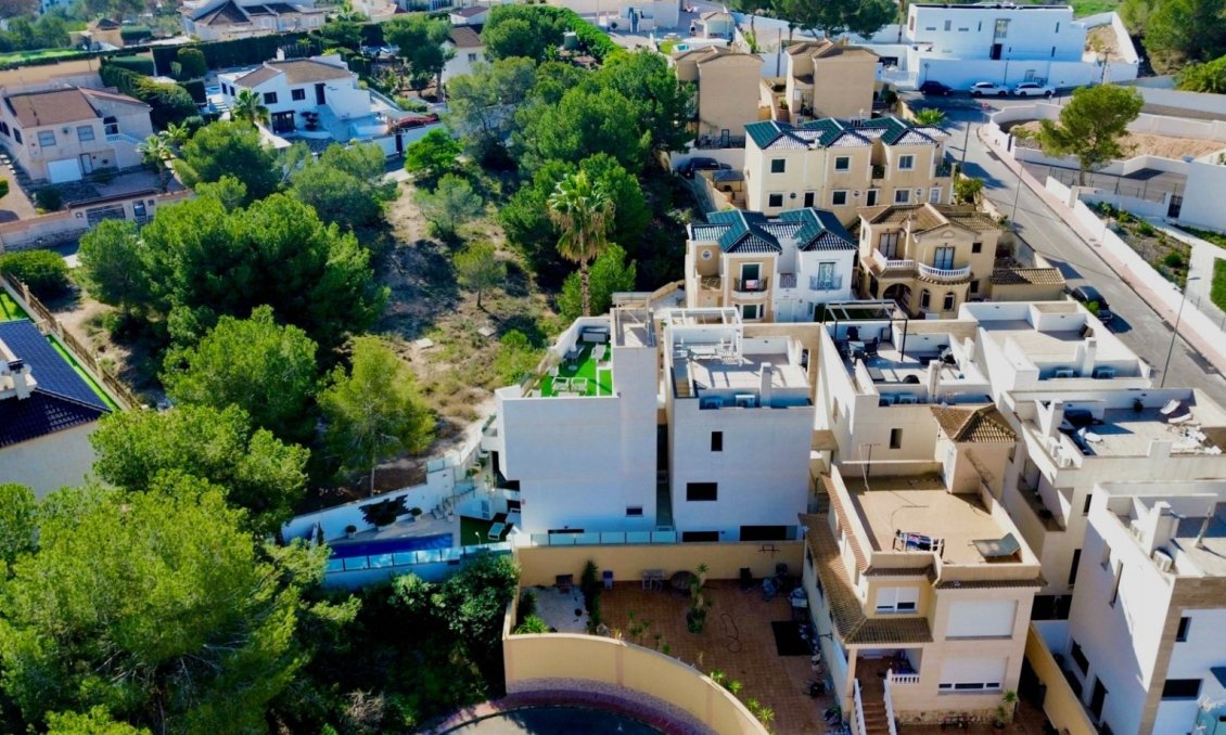 Revânzare - Vilă -
Orihuela Costa - Costa Blanca