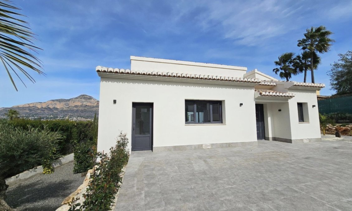 Wiederverkauf - Villa -
Jávea - Costa Blanca