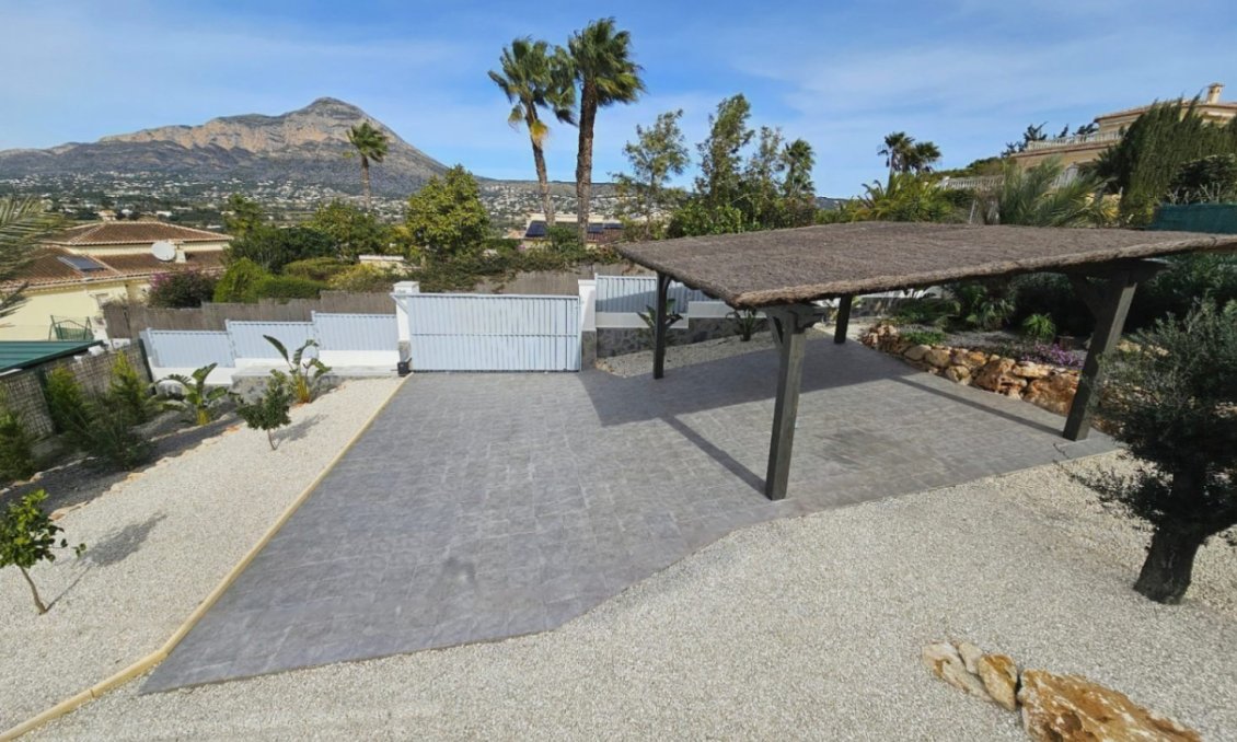 Wiederverkauf - Villa -
Jávea - Costa Blanca