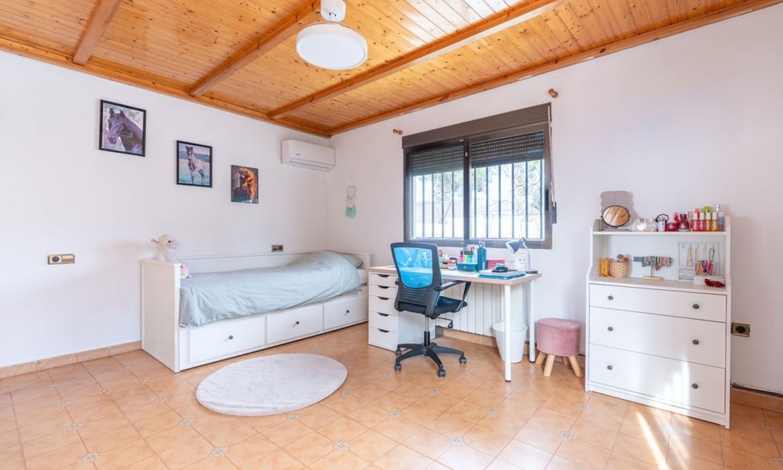 Wiederverkauf - Villa -
Hondón de las Nieves - Inland