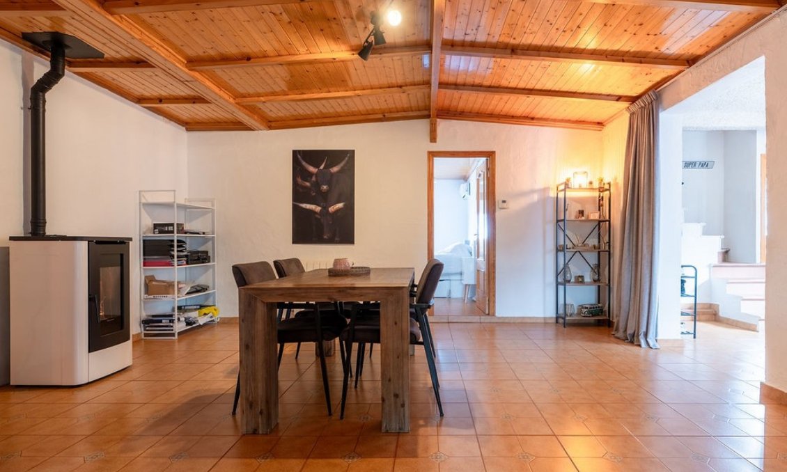 Wiederverkauf - Villa -
Hondón de las Nieves - Inland