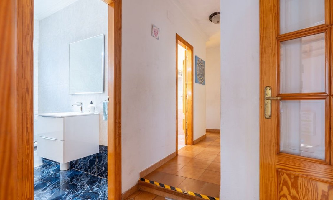 Wiederverkauf - Villa -
Hondón de las Nieves - Inland