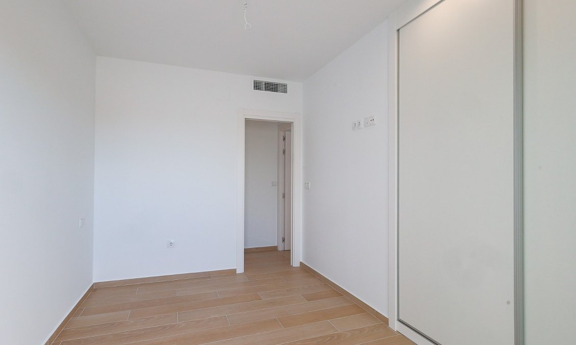 Revânzare - Apartament -
Santa Rosalia Resort - Inland