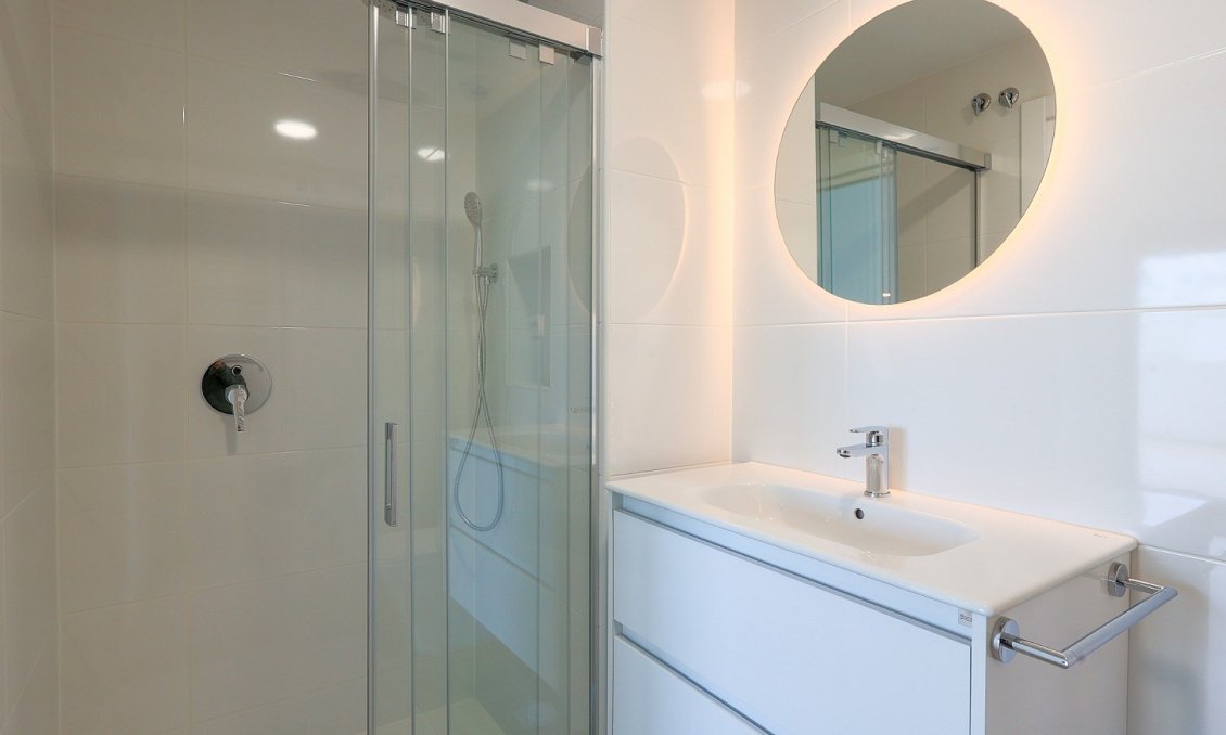 Revânzare - Apartament -
Santa Rosalia Resort - Inland