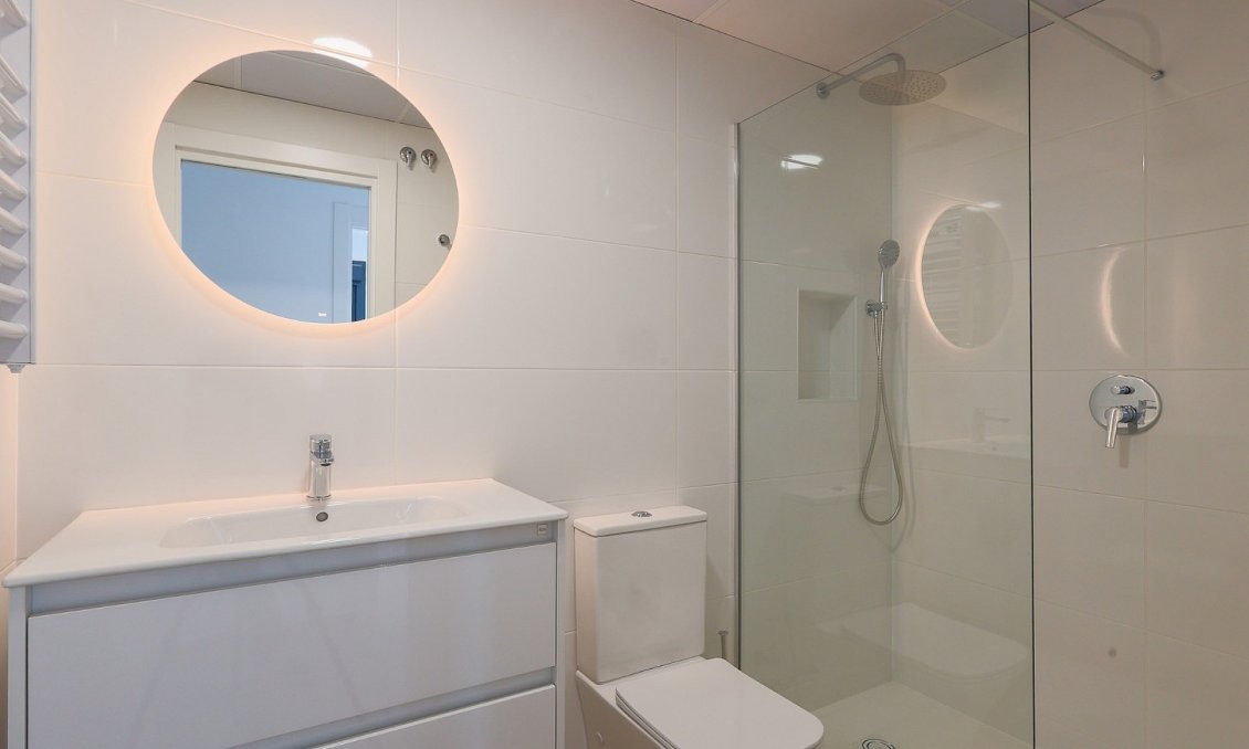 Revânzare - Apartament -
Santa Rosalia Resort - Inland