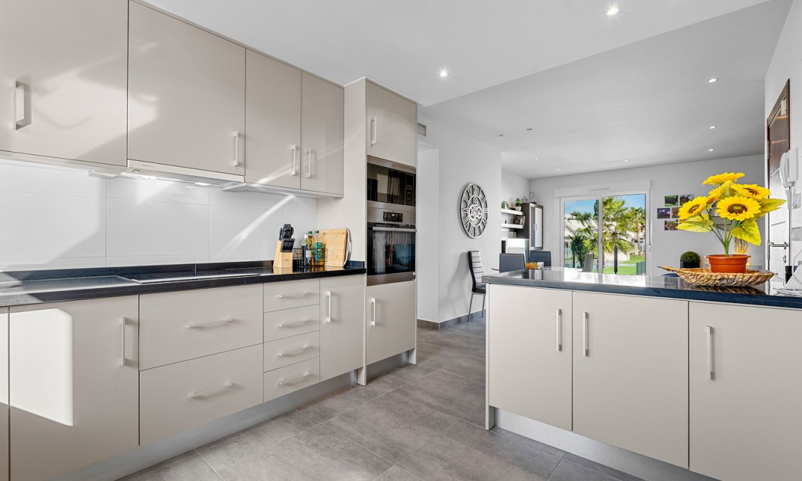 Revânzare - Bungalou -
Torrevieja - Costa Blanca