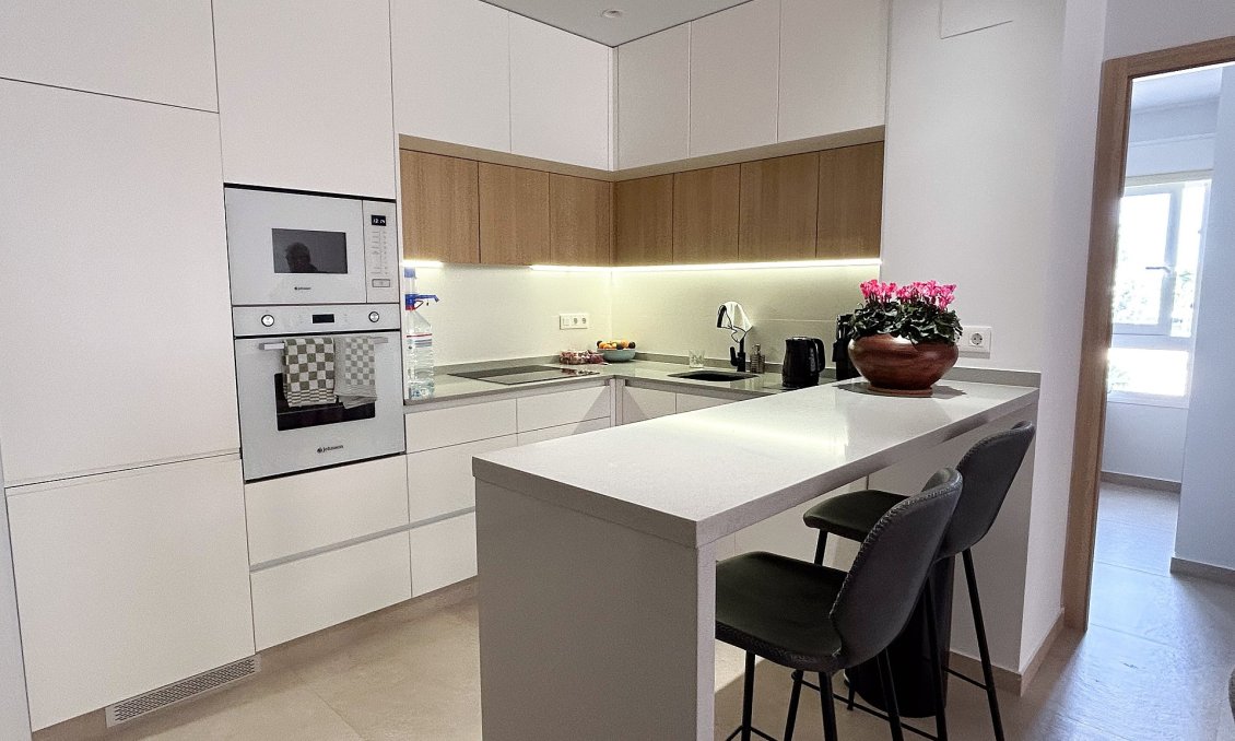 Revânzare - Apartament -
El Raso - Costa Blanca