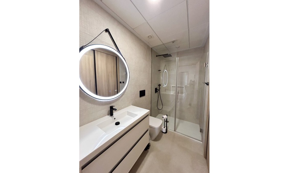 Revânzare - Apartament -
El Raso - Costa Blanca