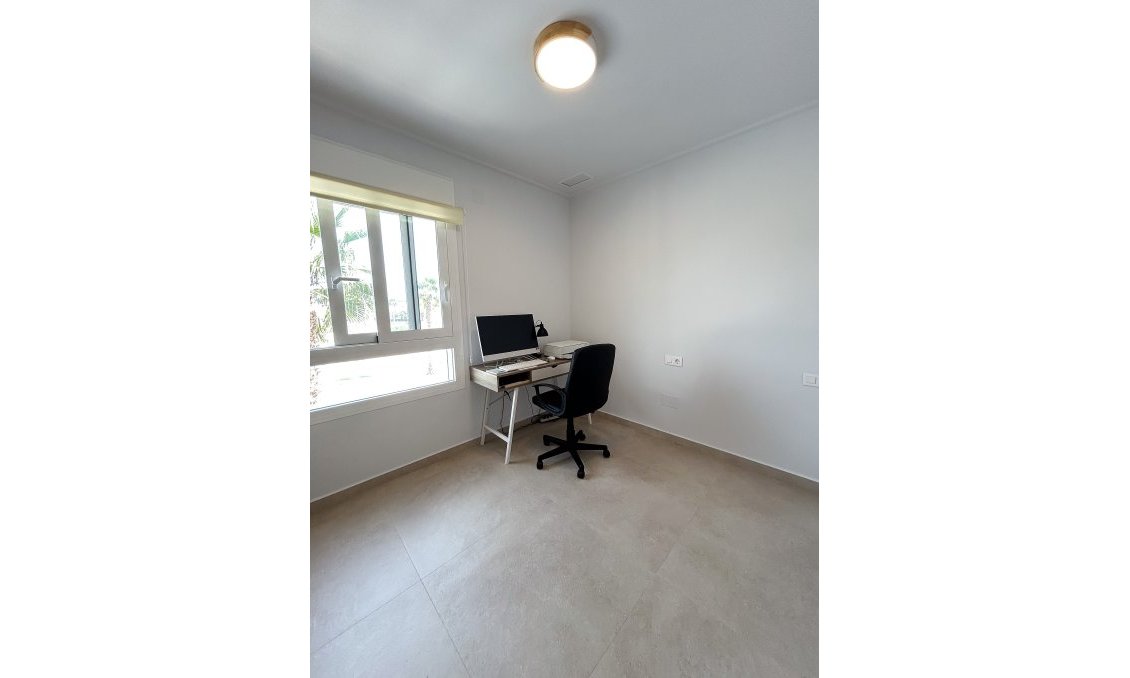 Revânzare - Apartament -
El Raso - Costa Blanca