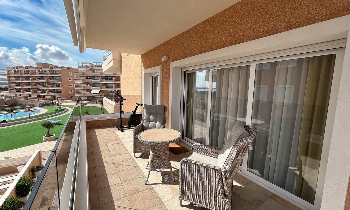 Revânzare - Apartament -
El Raso - Costa Blanca