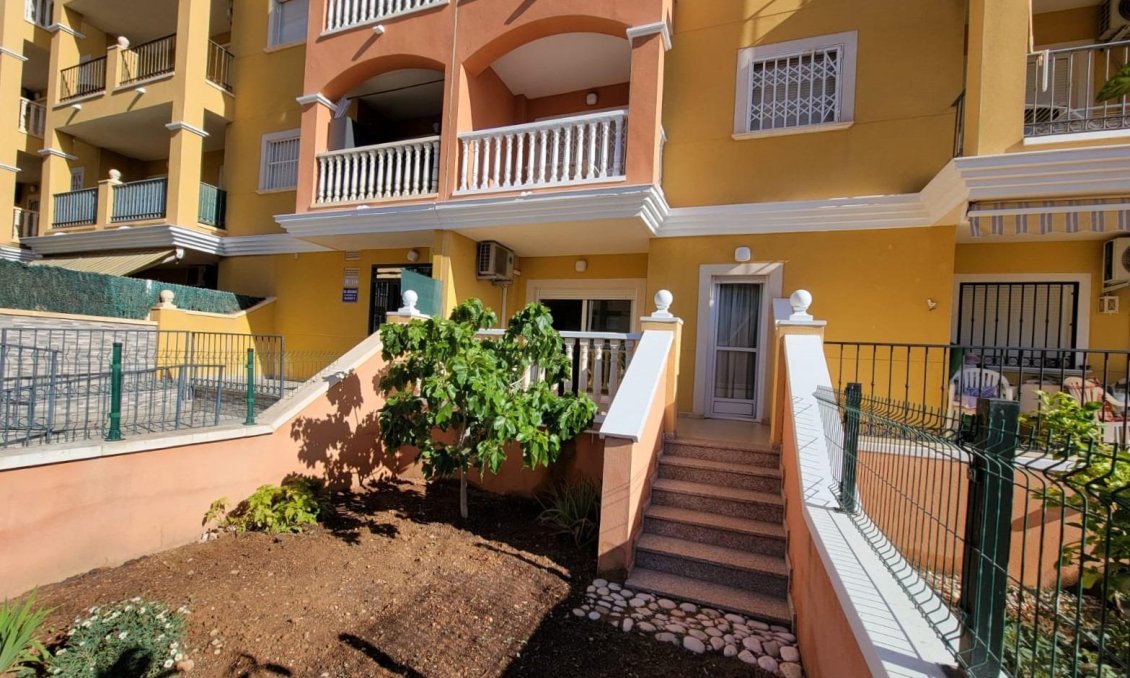 Revente - Appartement -
Torrevieja - Aguas Nuevas