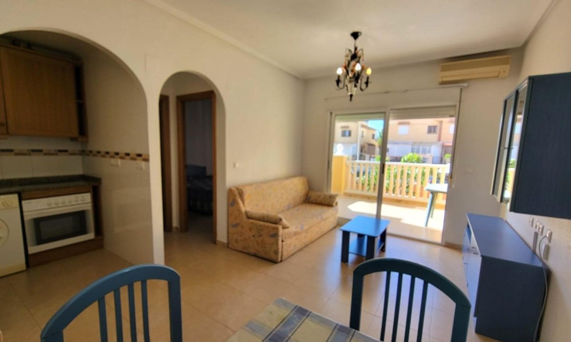 Revente - Appartement -
Torrevieja - Aguas Nuevas