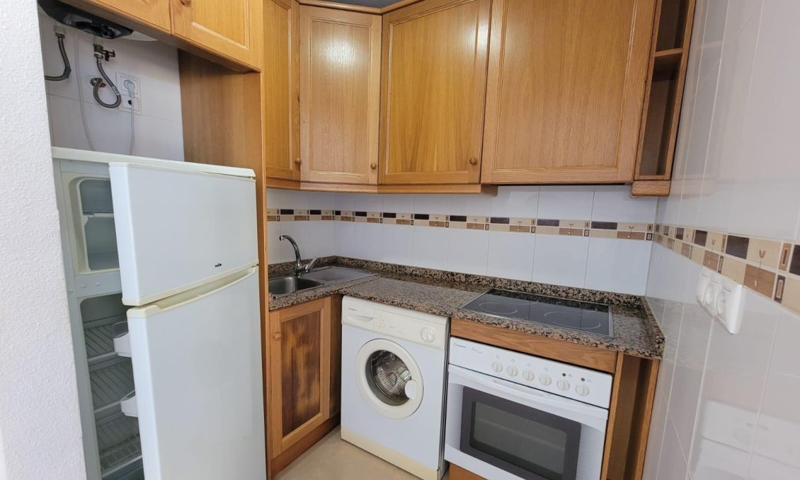Revente - Appartement -
Torrevieja - Aguas Nuevas