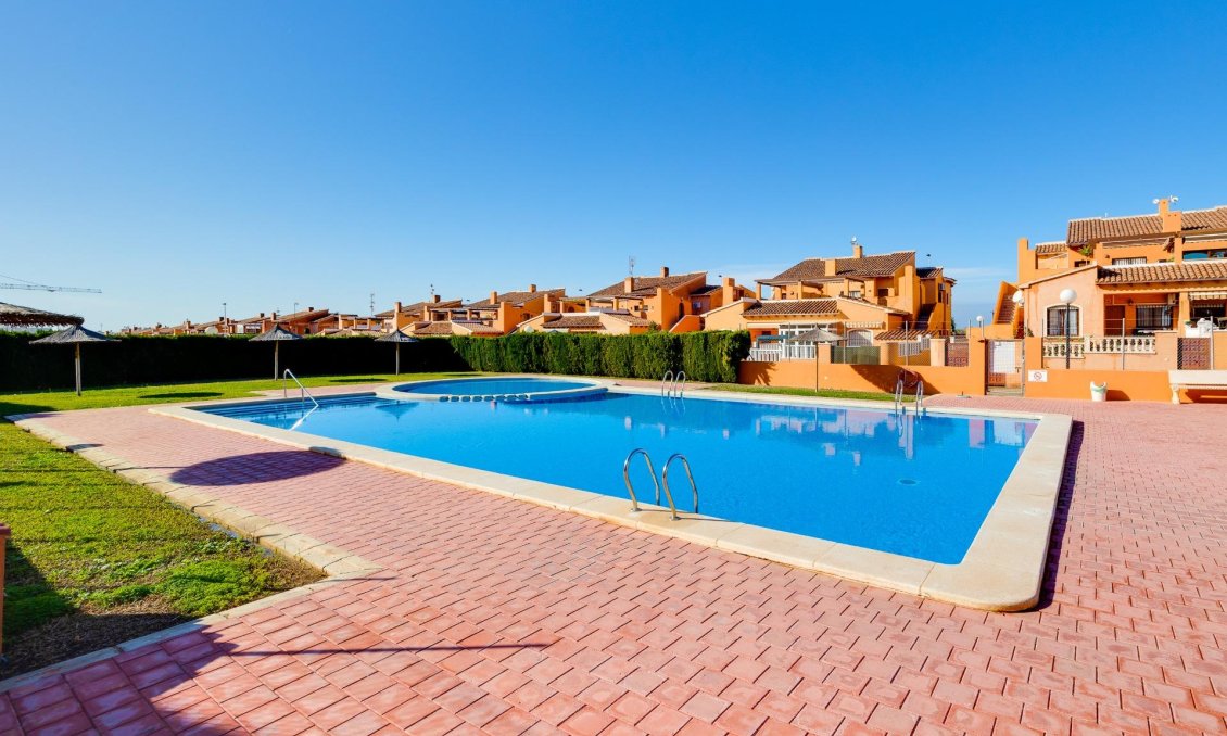 Revente - Bungalow -
Torrevieja - Aguas Nuevas