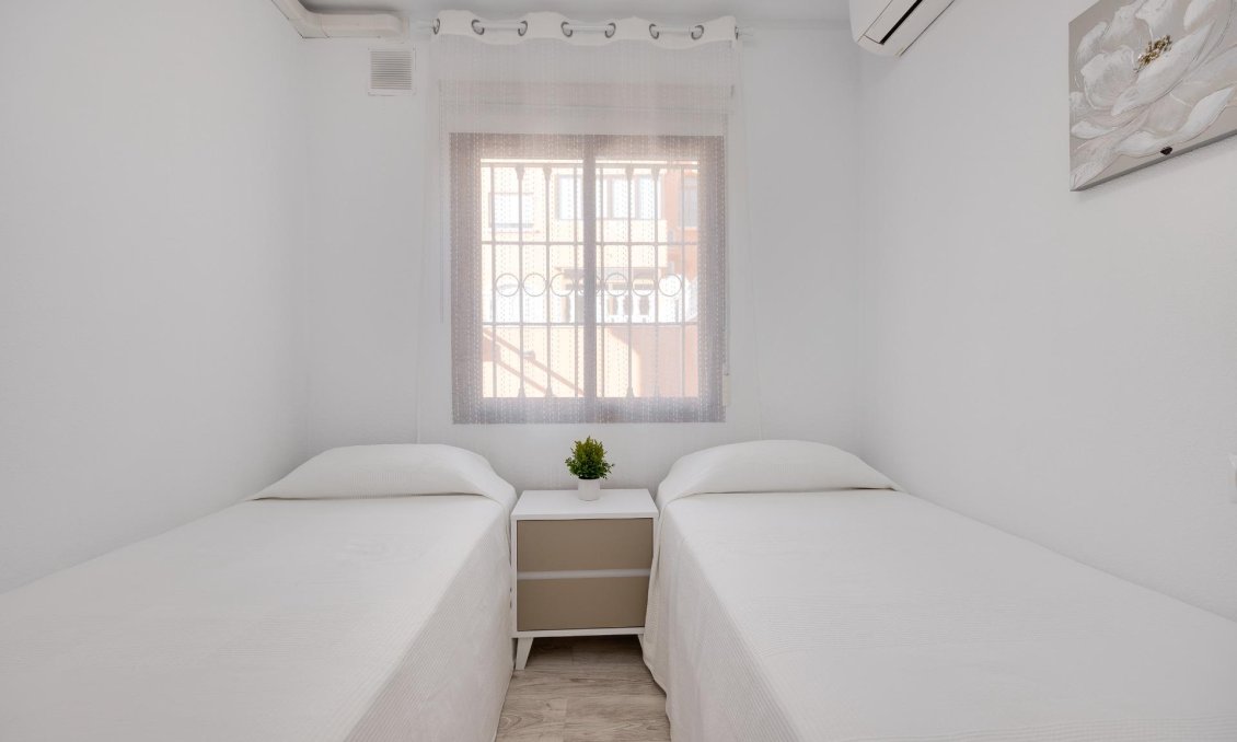 Revente - Bungalow -
Torrevieja - Aguas Nuevas