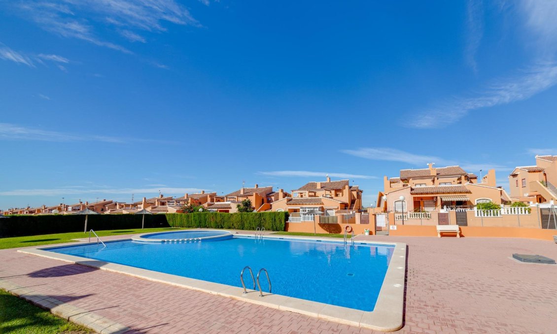 Revente - Bungalow -
Torrevieja - Aguas Nuevas