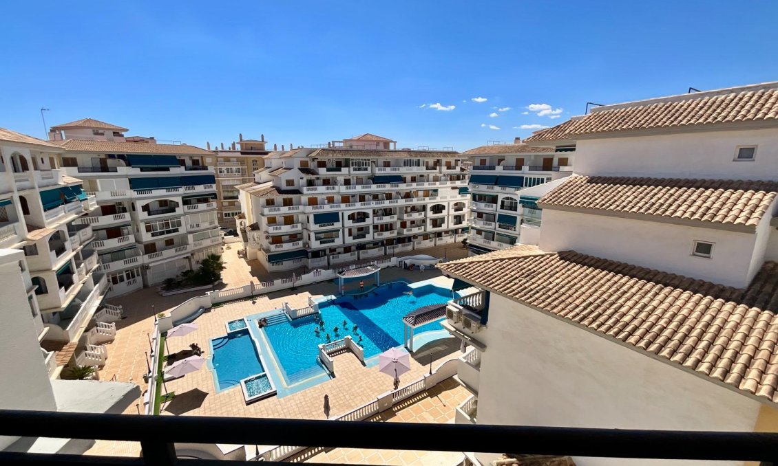 Revânzare - Apartament -
Torrevieja - La Mata