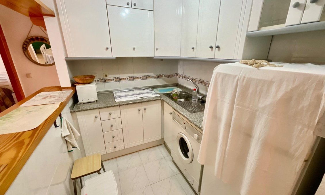 Revânzare - Apartament -
Torrevieja - La Mata