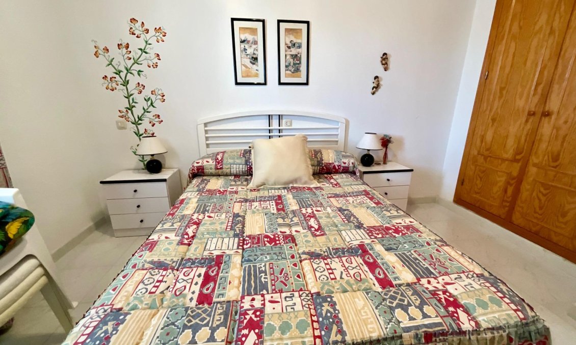 Revânzare - Apartament -
Torrevieja - La Mata