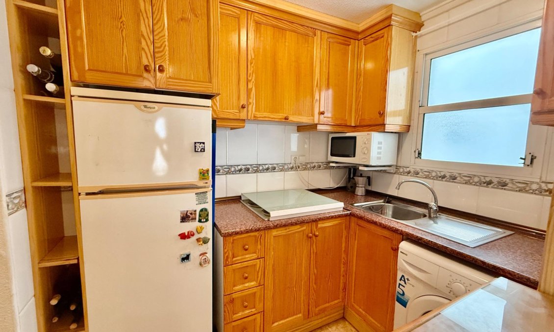 Segunda mano - Apartamento -
Torrevieja - Centro