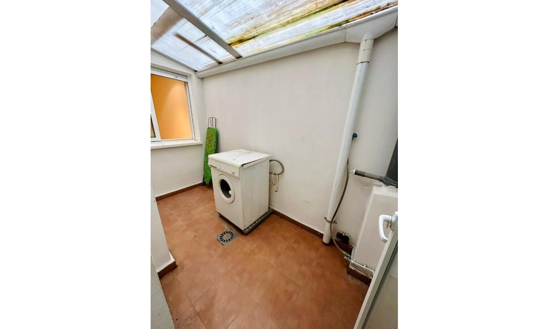 Revente - Appartement -
San Isidro - Inland