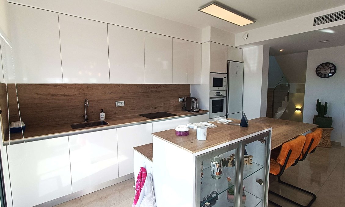 Használt Ingatlanok - Villa -
Algorfa - Inland