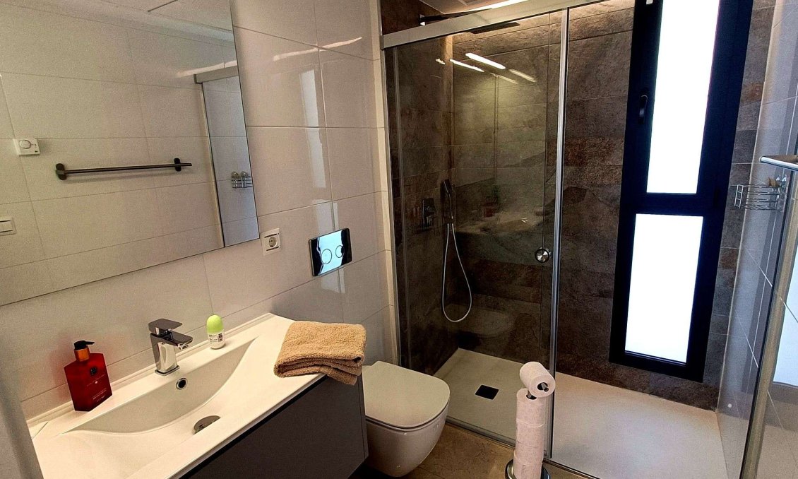 Használt Ingatlanok - Villa -
Algorfa - Inland