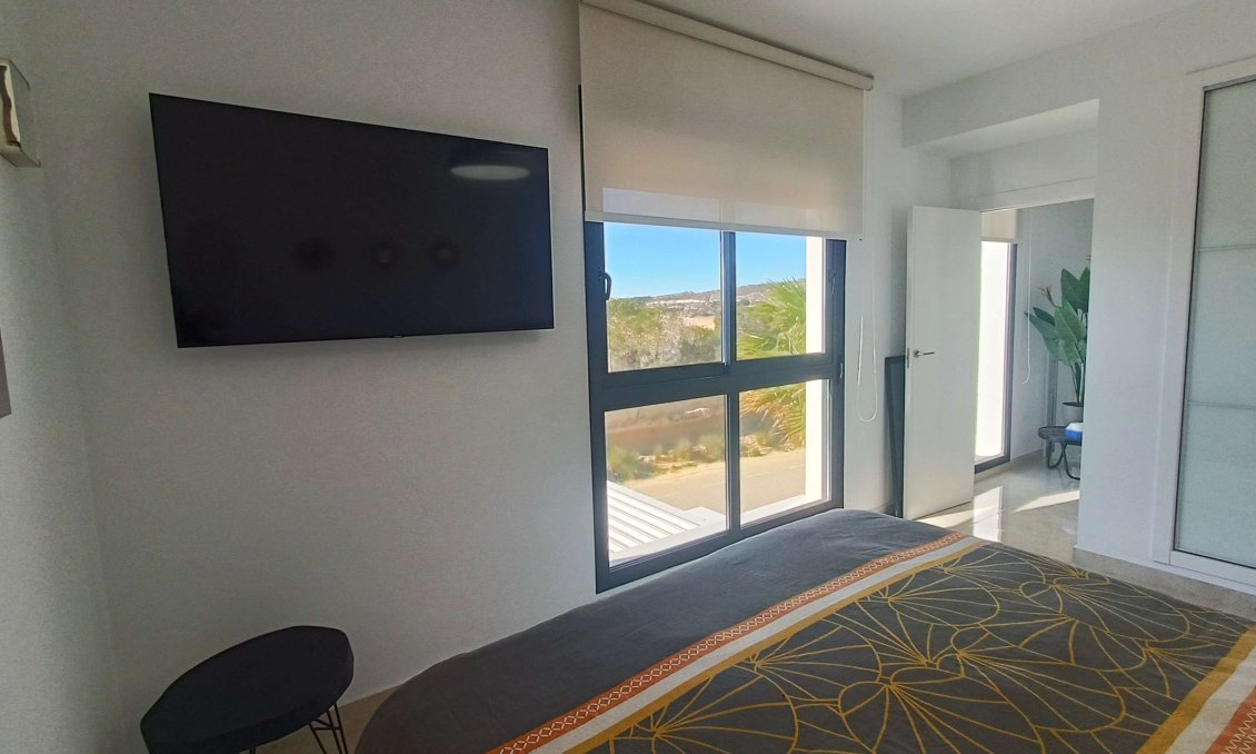 Használt Ingatlanok - Villa -
Algorfa - Inland