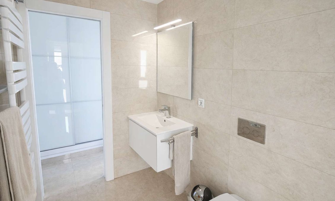 Használt Ingatlanok - Villa -
Algorfa - Inland