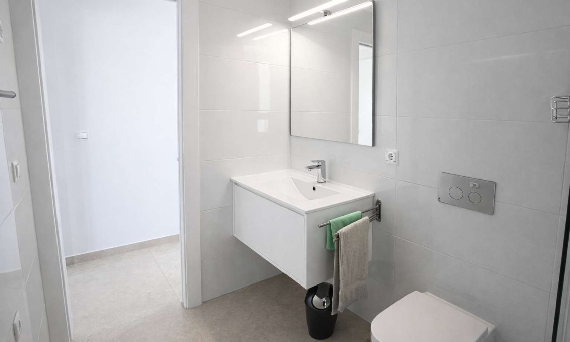 Használt Ingatlanok - Villa -
Algorfa - Inland