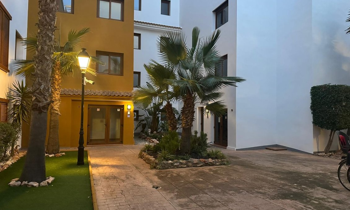 Resale - Apartment -
Punta Prima - Costa Blanca