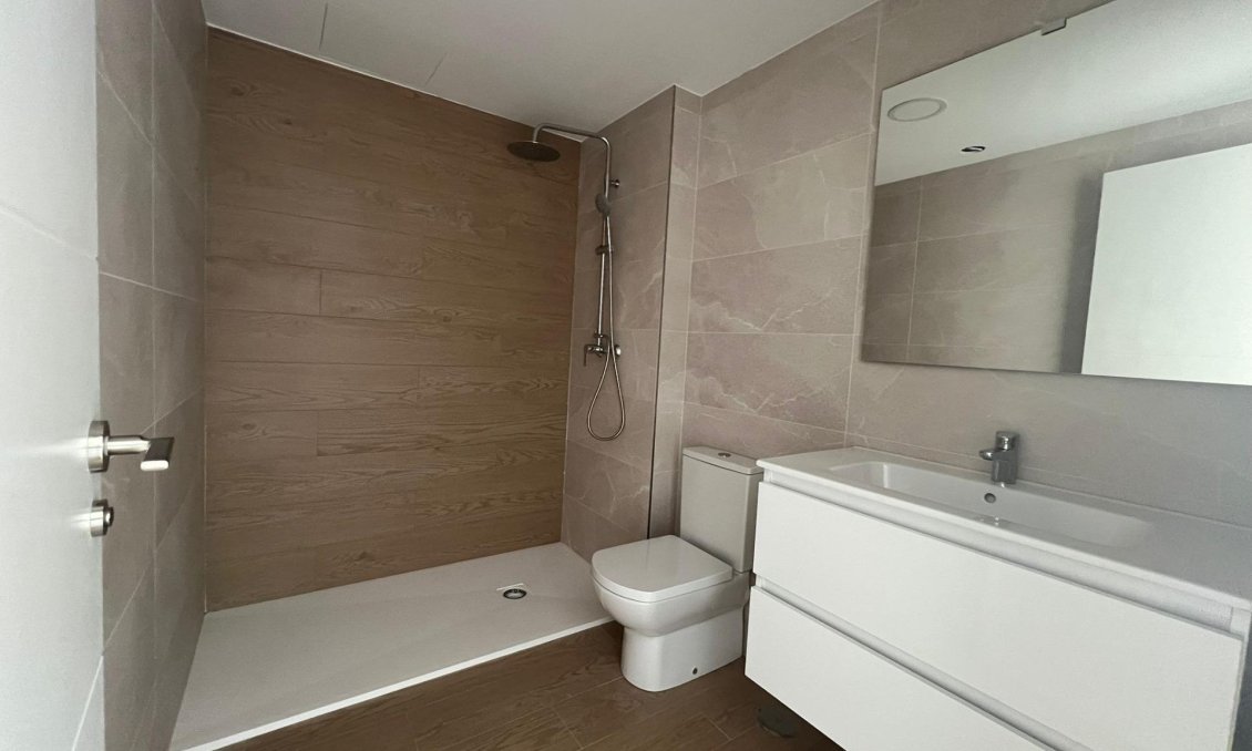 Új építésű - Sorház -
La Union - centro