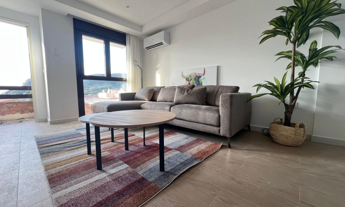 Neue Gebäude - Town House -
La Union - centro