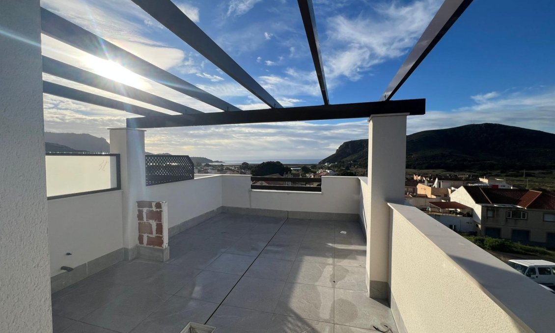 Neue Gebäude - Town House -
La Union - centro